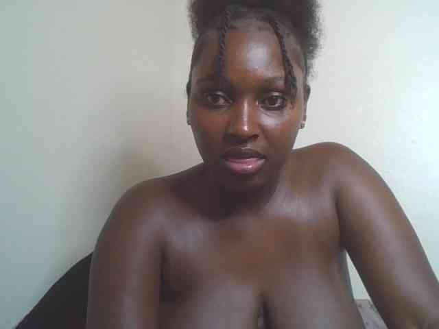 SexyBanni webcam