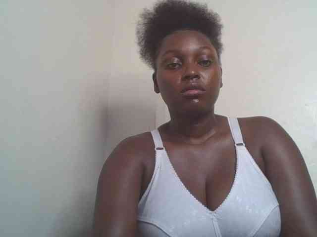 SexyBanni webcam