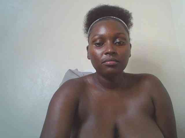 SexyBanni webcam