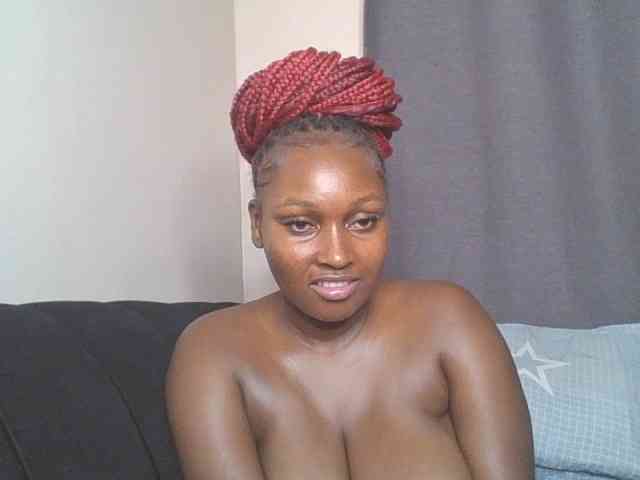 SexyBanni webcam