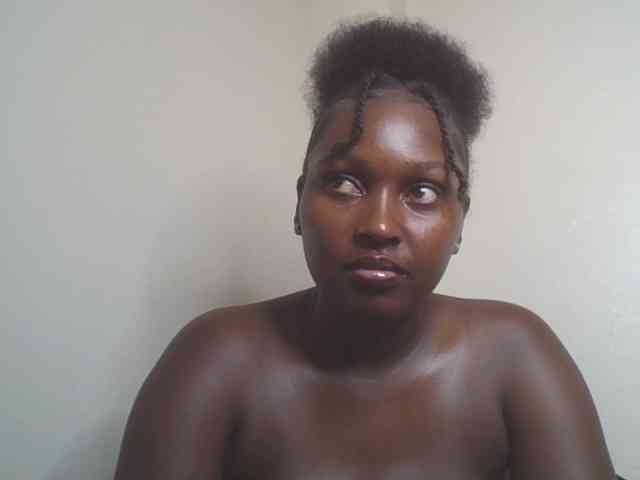 SexyBanni webcam