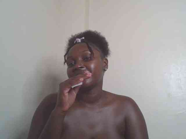SexyBanni webcam