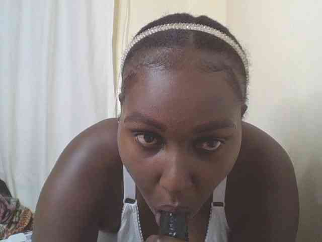 SexyBanni webcam