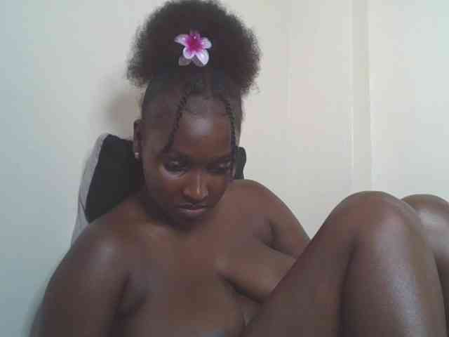 SexyBanni webcam