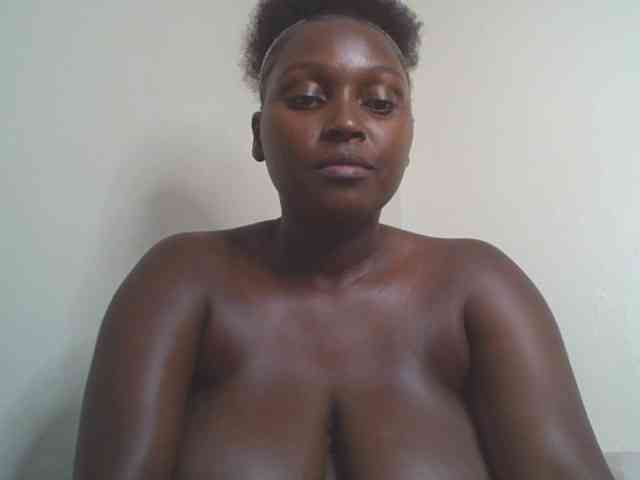 SexyBanni webcam