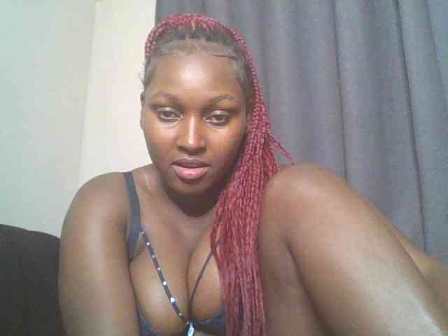 SexyBanni webcam