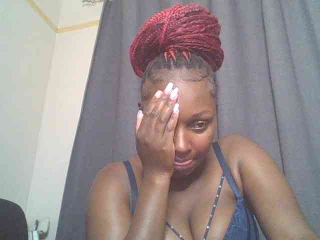 SexyBanni webcam