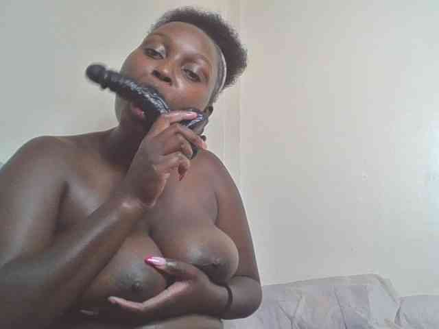 SexyBanni webcam