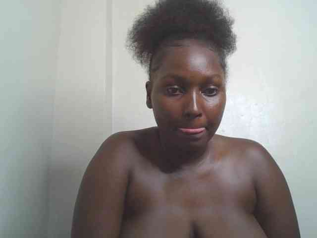 SexyBanni webcam