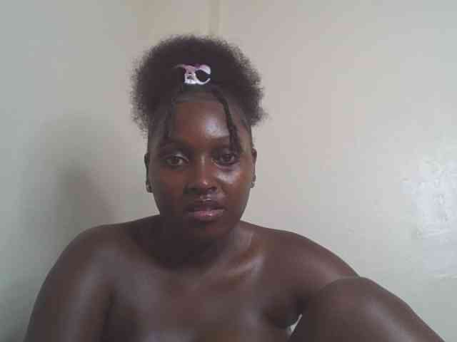 SexyBanni webcam