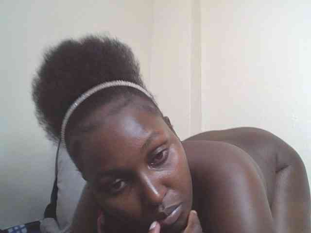 SexyBanni webcam