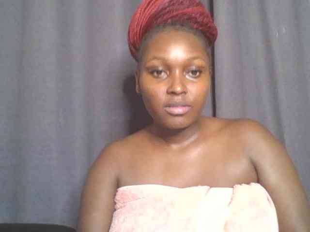 Model: SexyBanni