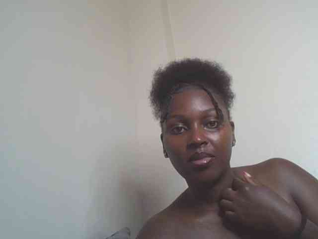 SexyBanni webcam