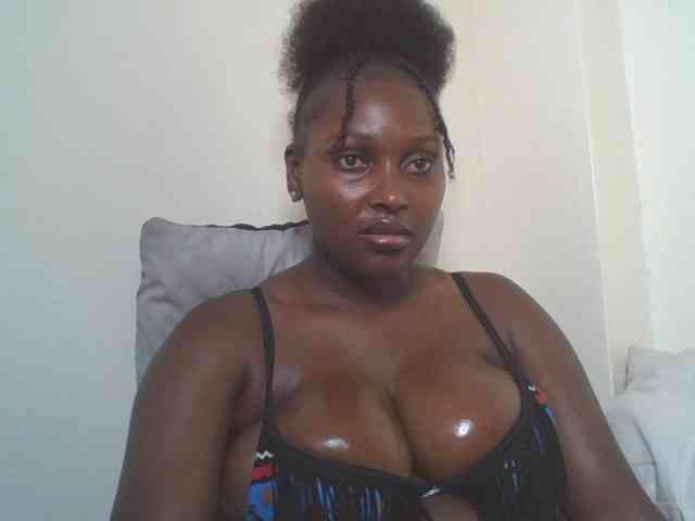 SexyBanni webcam