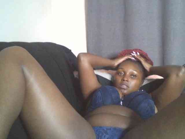 SexyBanni webcam
