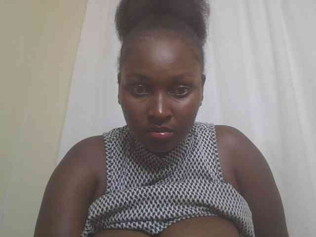 SexyBanni webcam