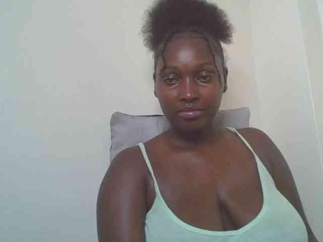 SexyBanni webcam