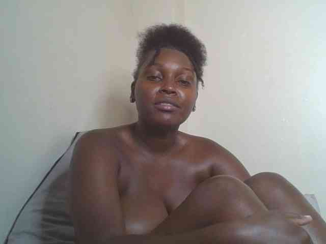 SexyBanni webcam