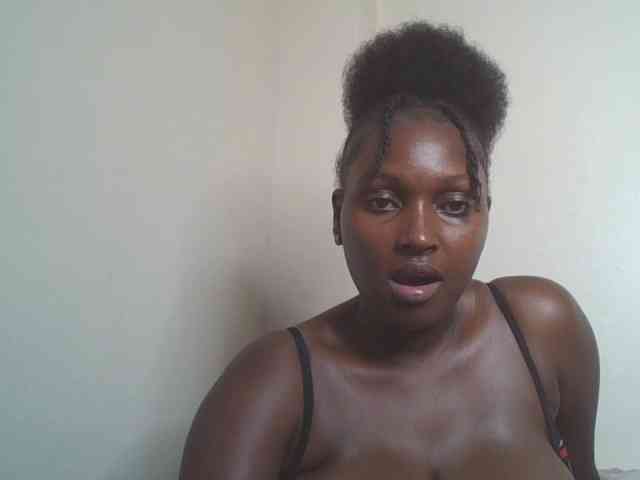 SexyBanni webcam