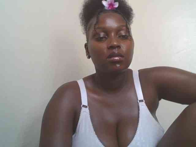 SexyBanni webcam