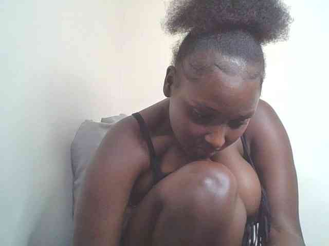 SexyBanni webcam