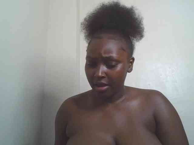 SexyBanni webcam