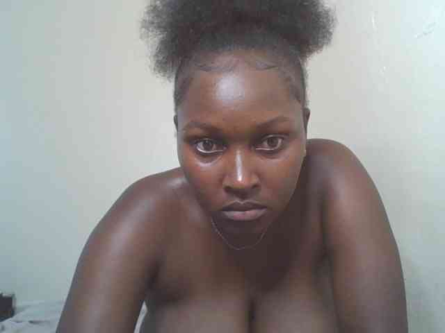 SexyBanni webcam