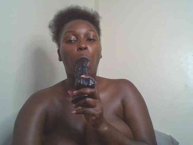 SexyBanni webcam