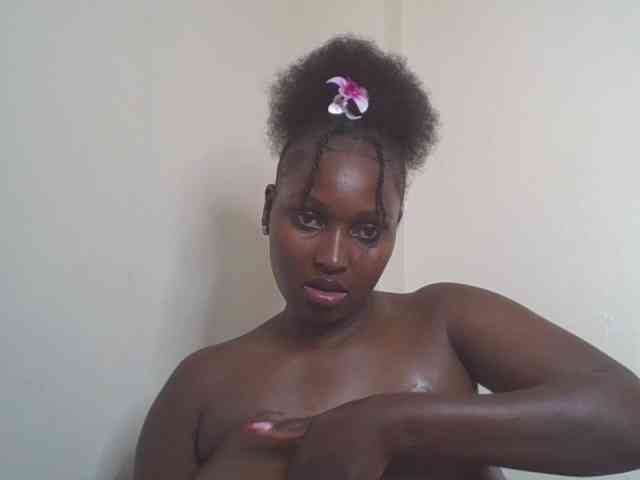 SexyBanni webcam