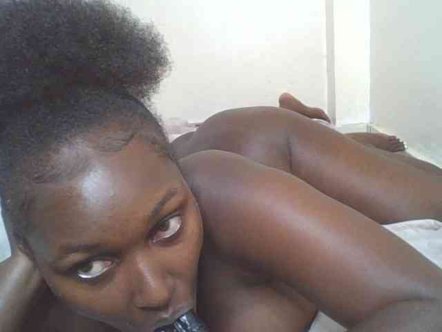 SexyBanni webcam