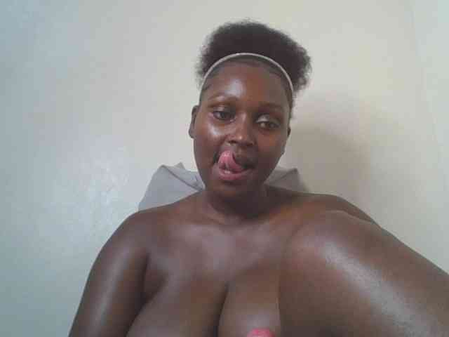 SexyBanni webcam