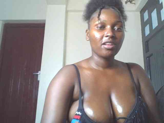 SexyBanni webcam