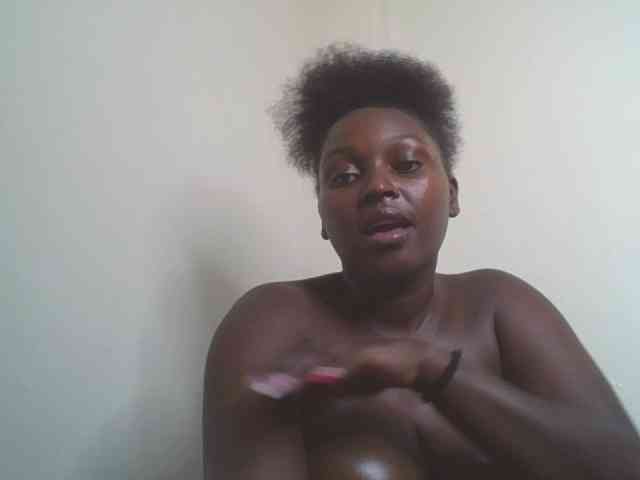 SexyBanni webcam