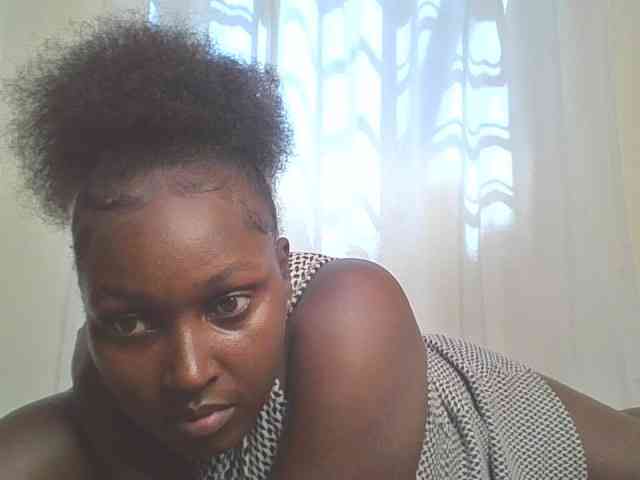 SexyBanni webcam