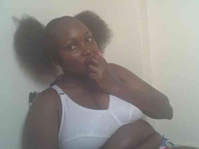 SexyBanni webcam