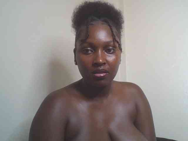 SexyBanni webcam