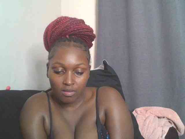 SexyBanni webcam