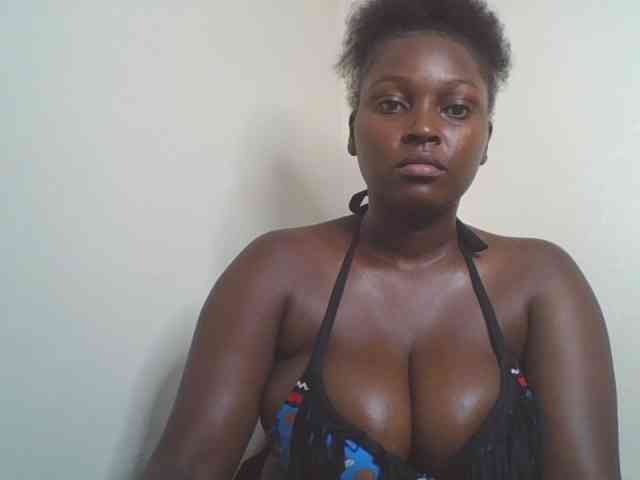 SexyBanni webcam