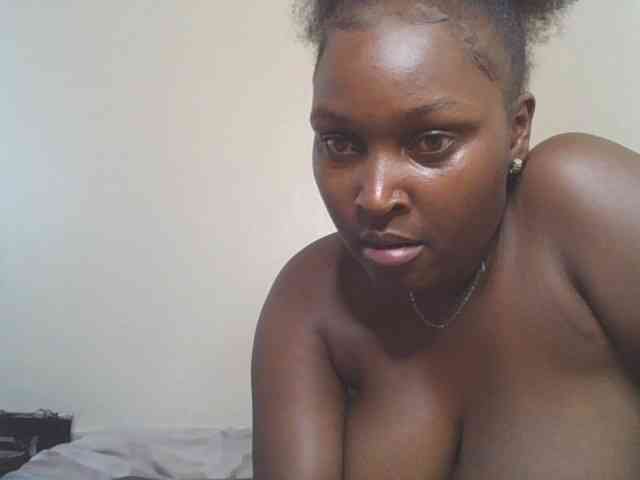 SexyBanni webcam