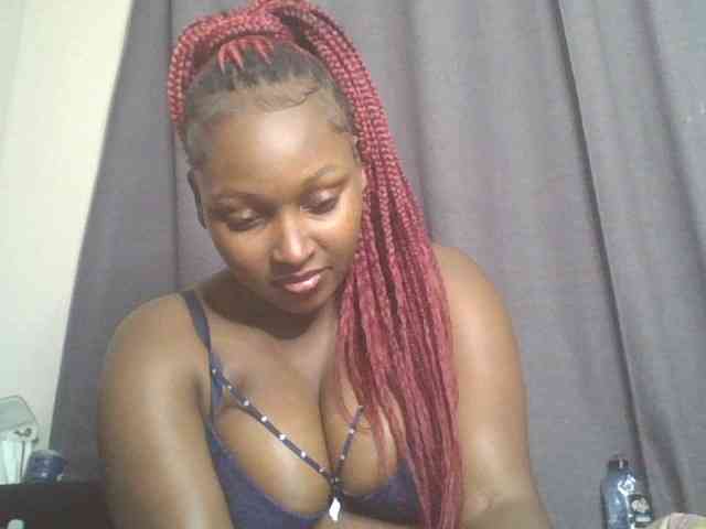 SexyBanni webcam