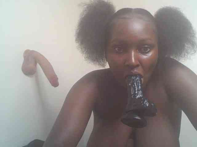 SexyBanni webcam