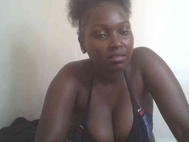 SexyBanni webcam