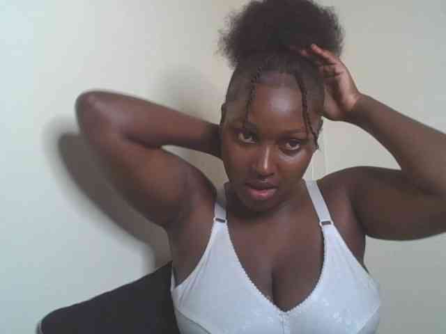 SexyBanni webcam