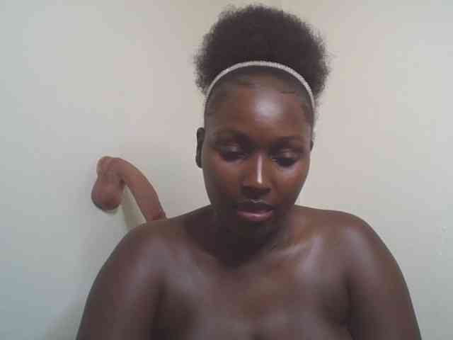 SexyBanni webcam