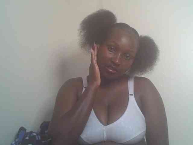 SexyBanni webcam