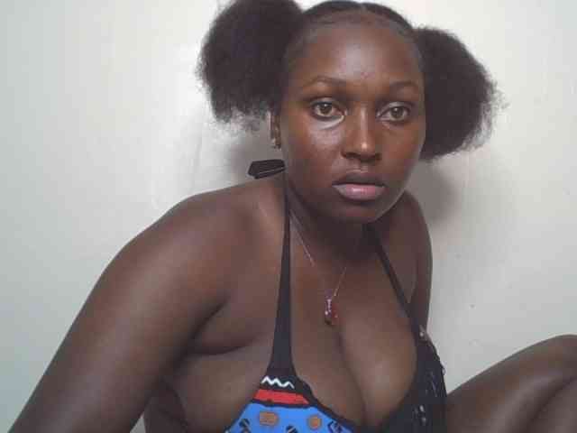 SexyBanni webcam