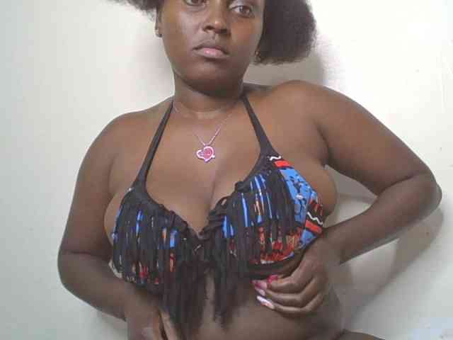 SexyBanni webcam