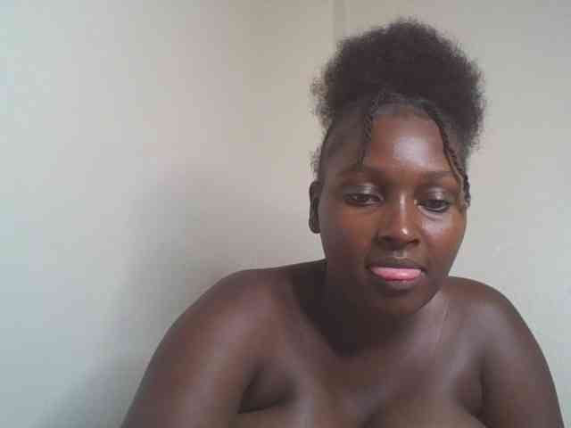 SexyBanni webcam