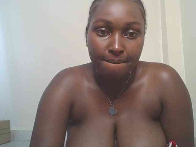 Model: SexyBanni