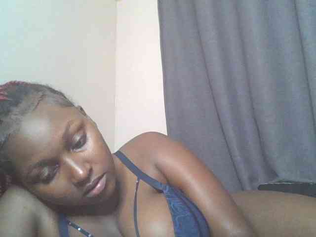 SexyBanni webcam